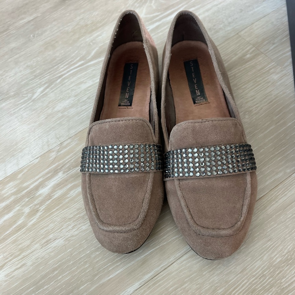 Steve Madden Brown Loafers with Silver Detailing